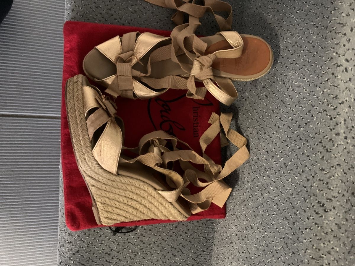 Christian Louboutin Scarpe da donna: Louboutin – Usato da Uetikon am See venduto da Mariaa144