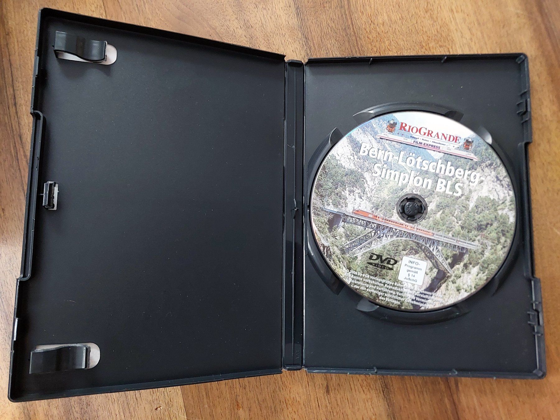 Tutti i DVDs: Bern-Lötschberg-Simplon BLS Alpenexpress - DVD – Usato da Schönenwerd venduto da Steidi 1