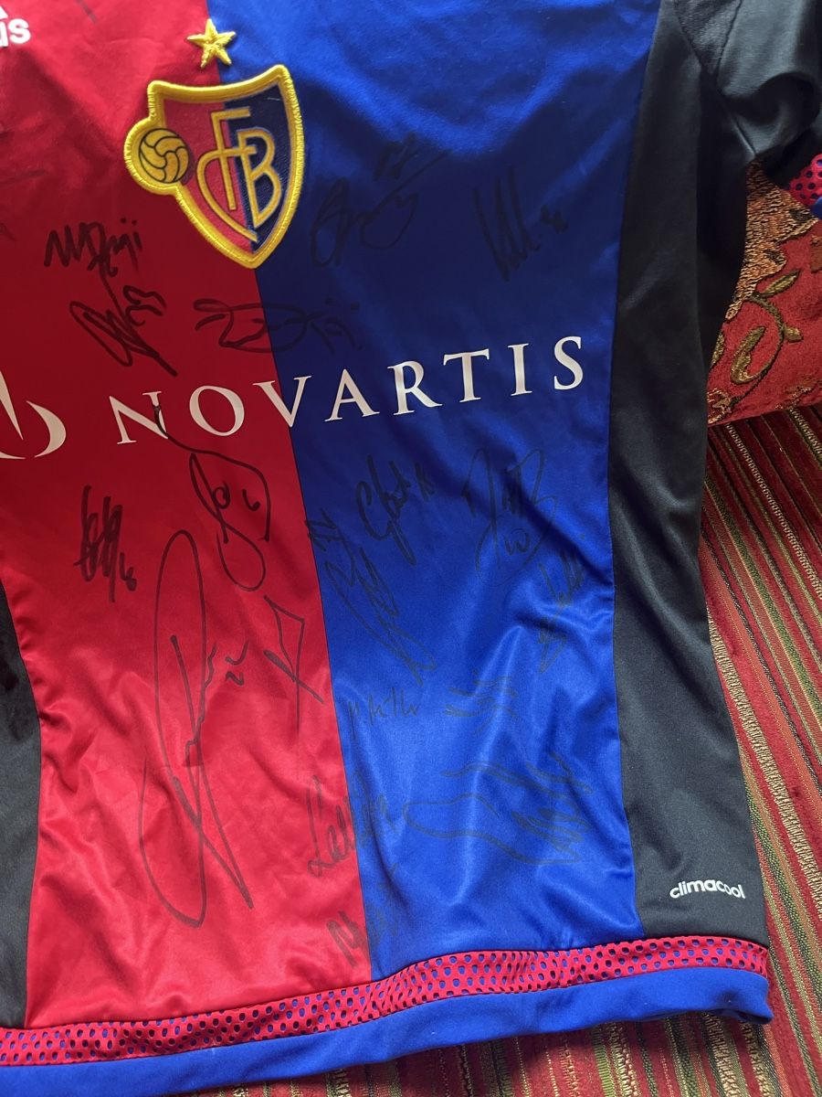 FC Bâle Maillots de corps & Pantalons: FC Basel Trikot signiert – D'occasion à Zürich par mac1963mac 2
