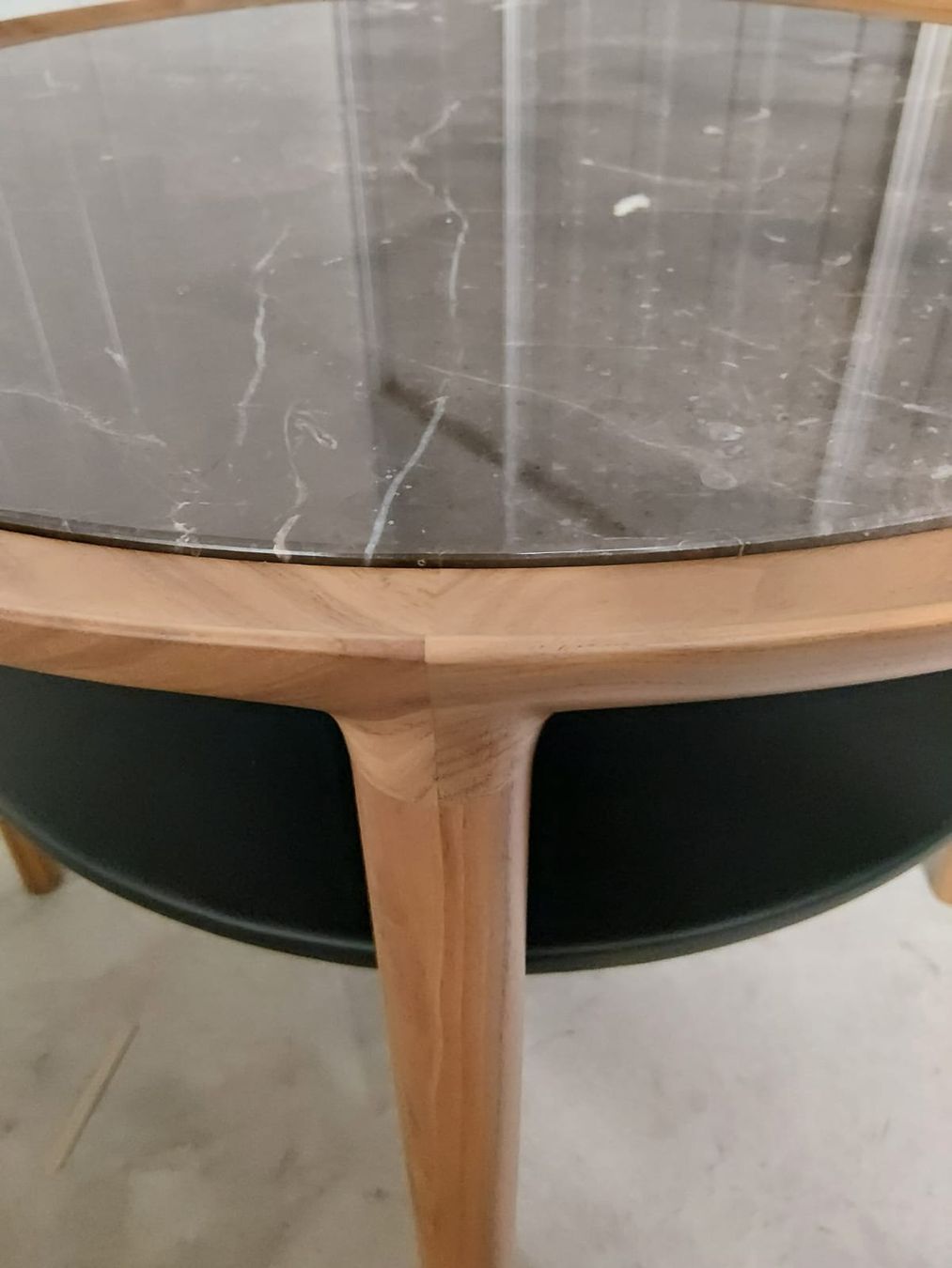 Giorgetti Comodini: Giorgetti Romeo Nachttisch mit Marmorplatte – Usato da Zürich venduto da TSchaefer01 1