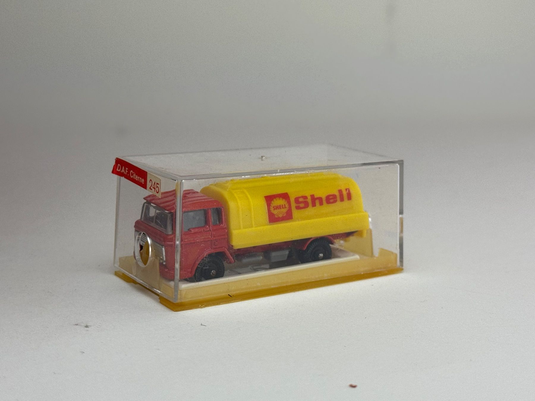 Majorette Modellini d'auto: CH- Majorette DAF Tankwagen Shell – Usato da Elm venduto da Wikmtz