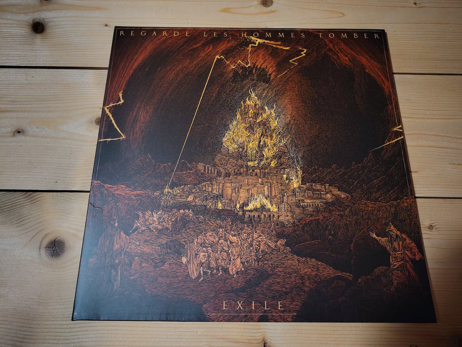 Dischi in vinile: Regarde Les Hommes Tomber - Exile – Usato da Wasterkingen venduto da Palu17
