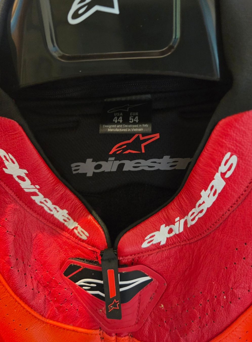 Alpinestars Completi: Alpinestars GP Plus V4 Sprint Lederkombi - Rot - EU 54 – Usato da Zürich venduto da hag_vww7 2