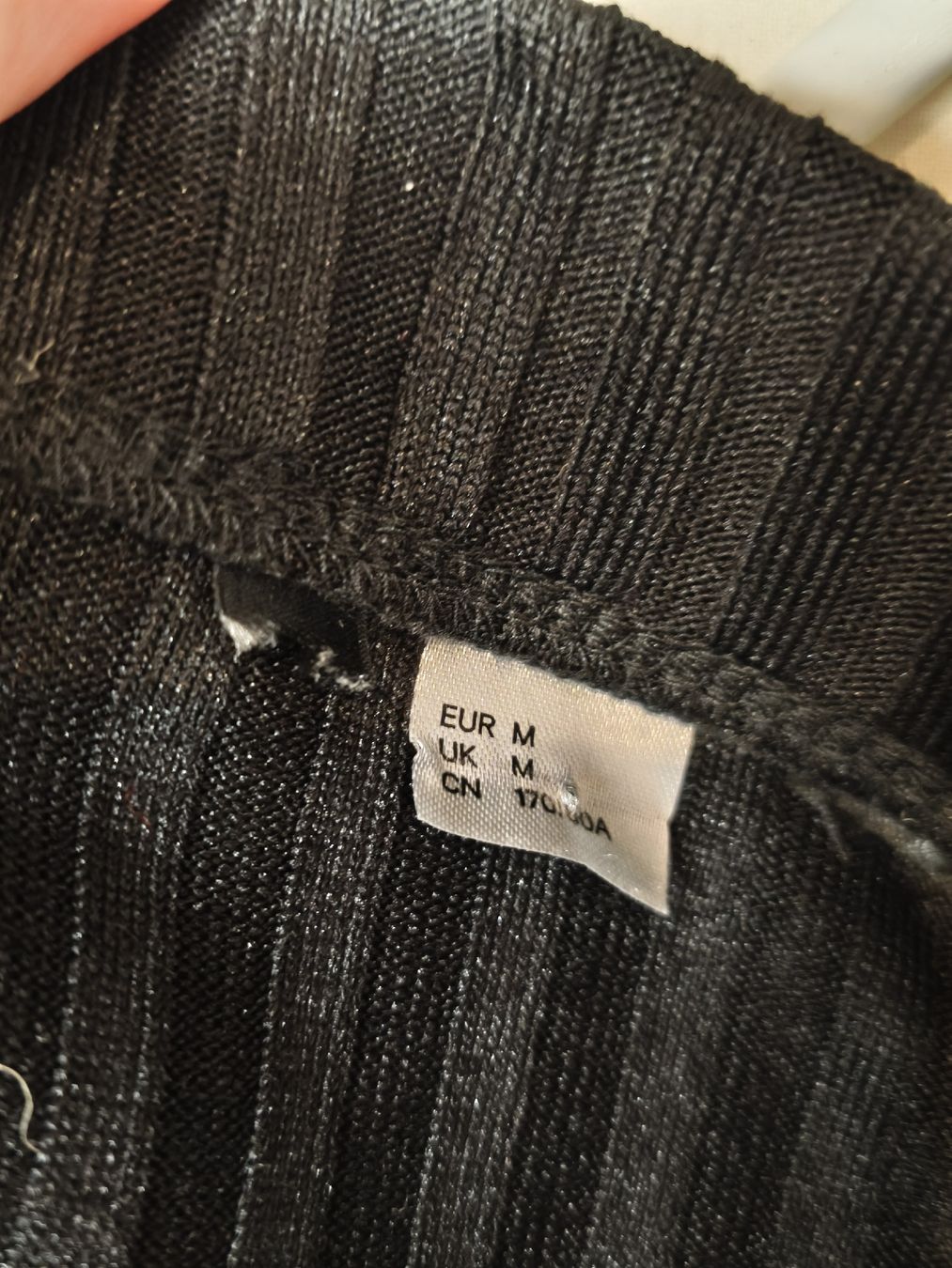 H&M Jupes: Schwarzer Rock, Gr. M, – D'occasion à Emmetten par SecondhandSiska 3