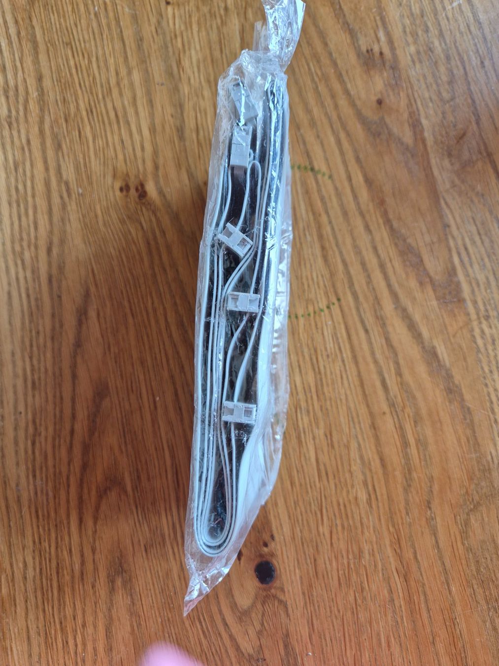 Kabel: SCSI Kabel intern 4 Devices 1.2M EV-CS412 neu – Neu und originalverpackt aus Winkel von Heuresis 1