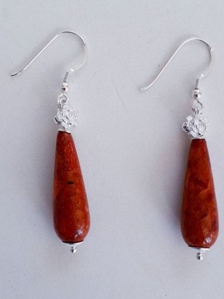 Orecchini pendenti & Orecchini a lobo: Korallen Ohrhänger mit echtem Silber. – Nuovo e nell'imballaggio originale da Winistorf venduto da acreativ2