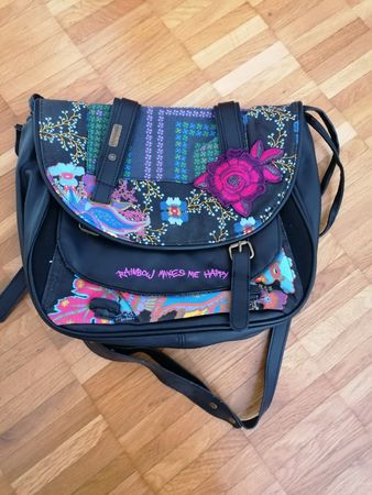Desigual Handtasche schwarz mit bunten Mustern, Top Zustand