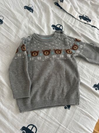 Winterpullover für Kinder mit Bäuren, Größe 68, super!