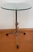 Vintage Design Beistelltisch Glas und Chrom (90er Jahre)