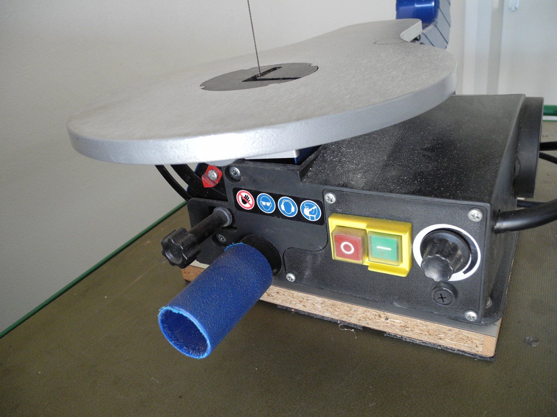 Scheppach Scies: Scheppach Dekupiersäge SD 1600 V – D'occasion à Worb par kebe01 1