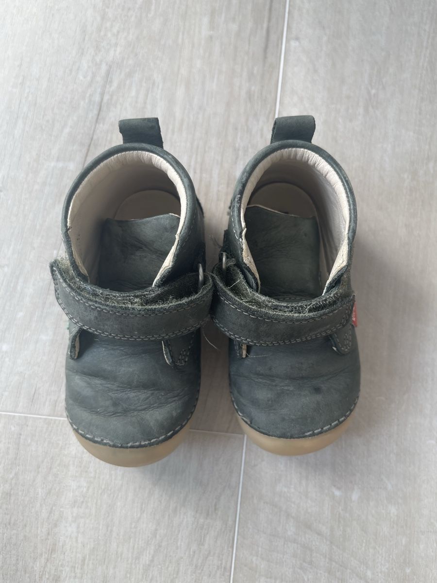 Scarpe per ragazzi: Kickers Kinder Schuhe Leder Gr 20 – Usato da Schlieren venduto da Keluwei 2