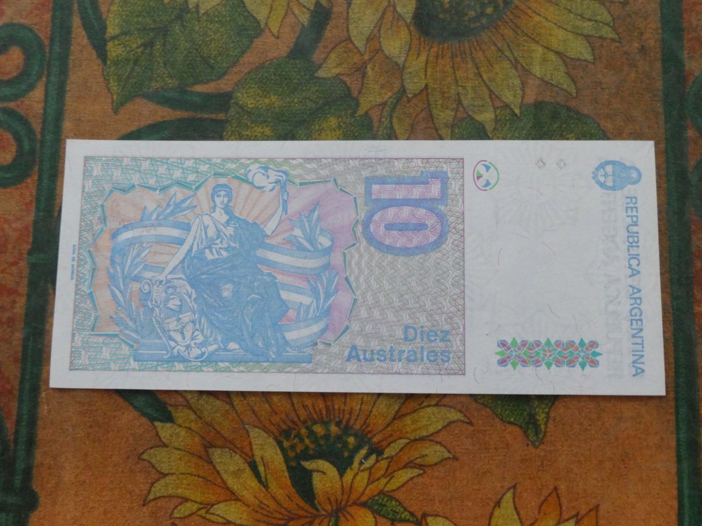 Billets de banque: ARGENTINE  10  Australes  Billet – D'occasion à Romanel-sur-Lausanne par Swift13 1