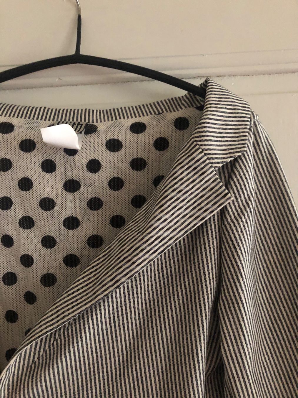 Giacche: Veste Lilith 40 – Nuovo e nell'imballaggio originale da Arnex-sur-Orbe venduto da cameleonfringant 5