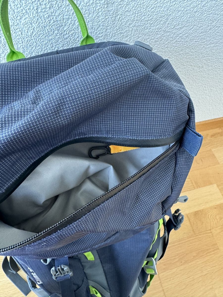 Deuter Zaini: Deuter Rucksack 30L Damen – Usato da Lauwil venduto da nina-lara 3