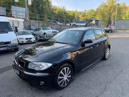 BMW 118i Limousine schwarz 131289 km Jahrgang 2006