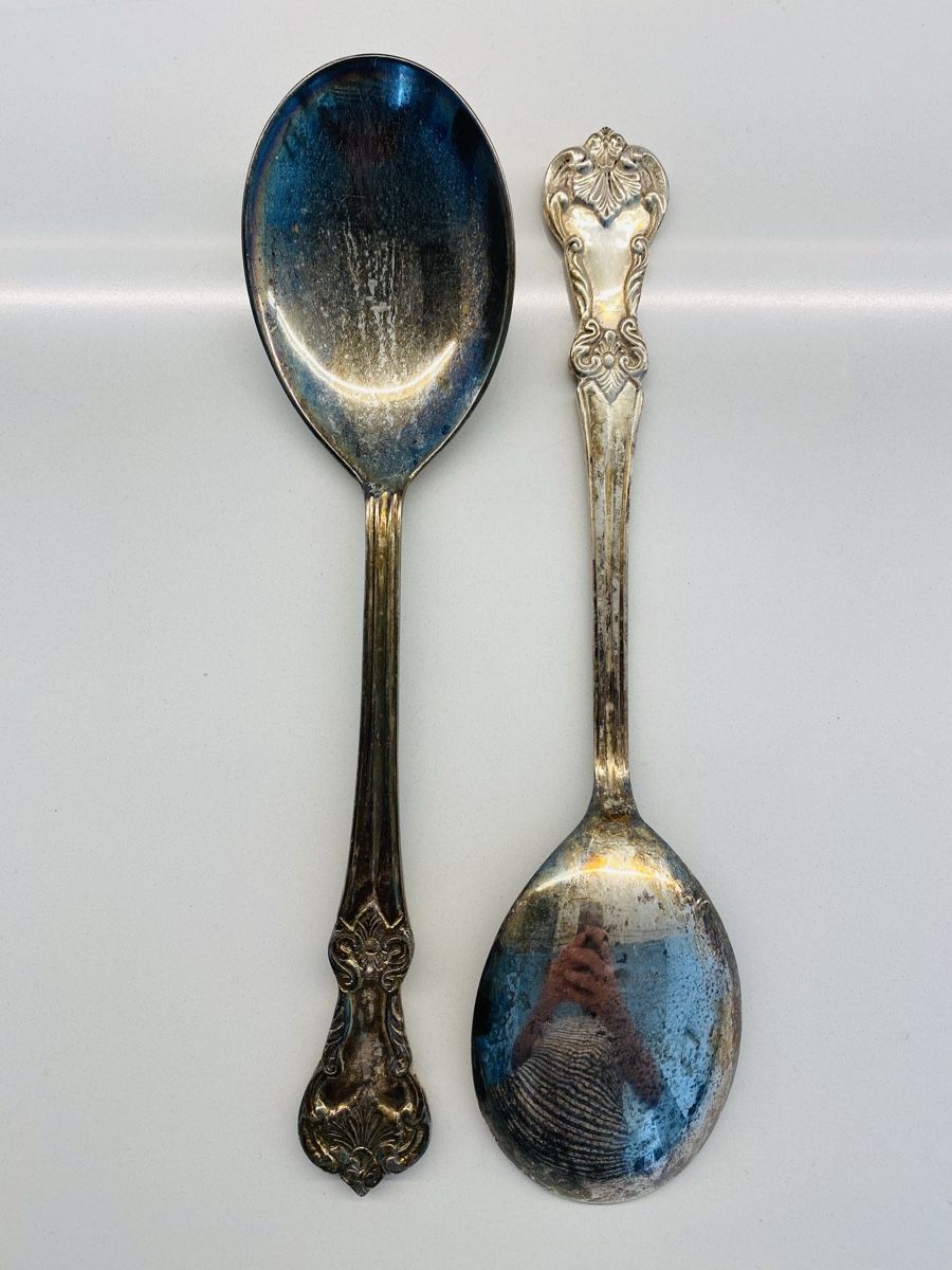 Cucchiai: Versilberte Servierlöffel Set 25 x 6 cm – Usato da Basel venduto da phidelitas