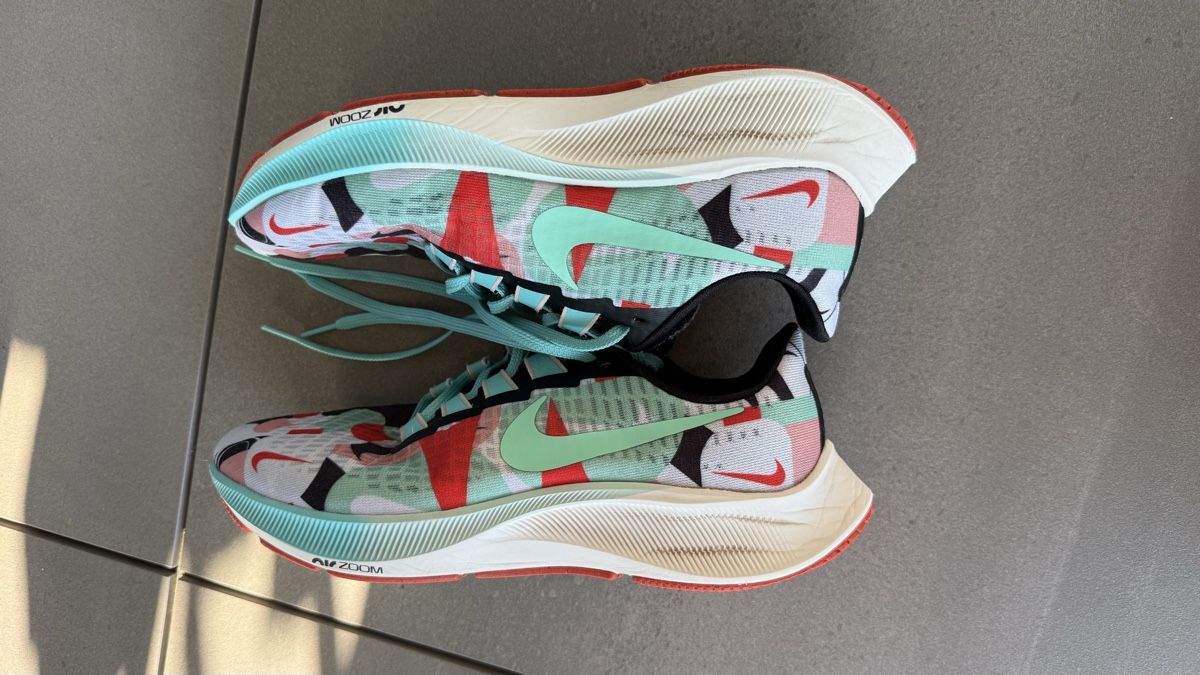 Nike Scarpe da uomo: Chaussures de cours Nike Zoom Pegasus 37, taille 40.5 – Usato da Pully venduto da Evgenii13 5