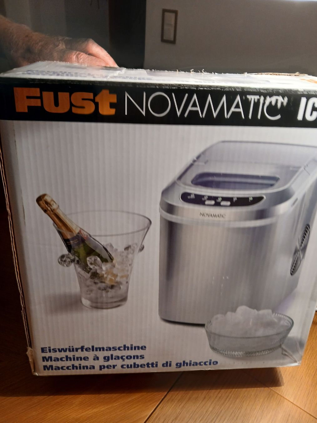 Tutte le macchine: Eiswürfelmaschine – Usato da Galgenen venduto da Leila46 2
