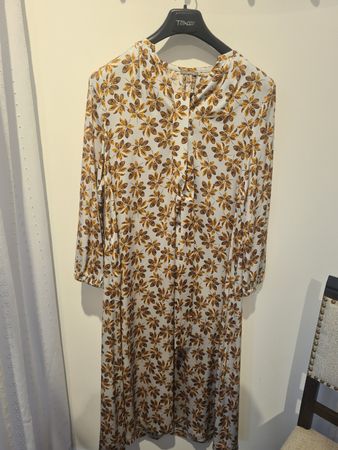 Hemisphere Seidenkleid mit Herbstlaub Muster, Gr. S