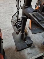 Antike Ständerbohrmaschine EMB