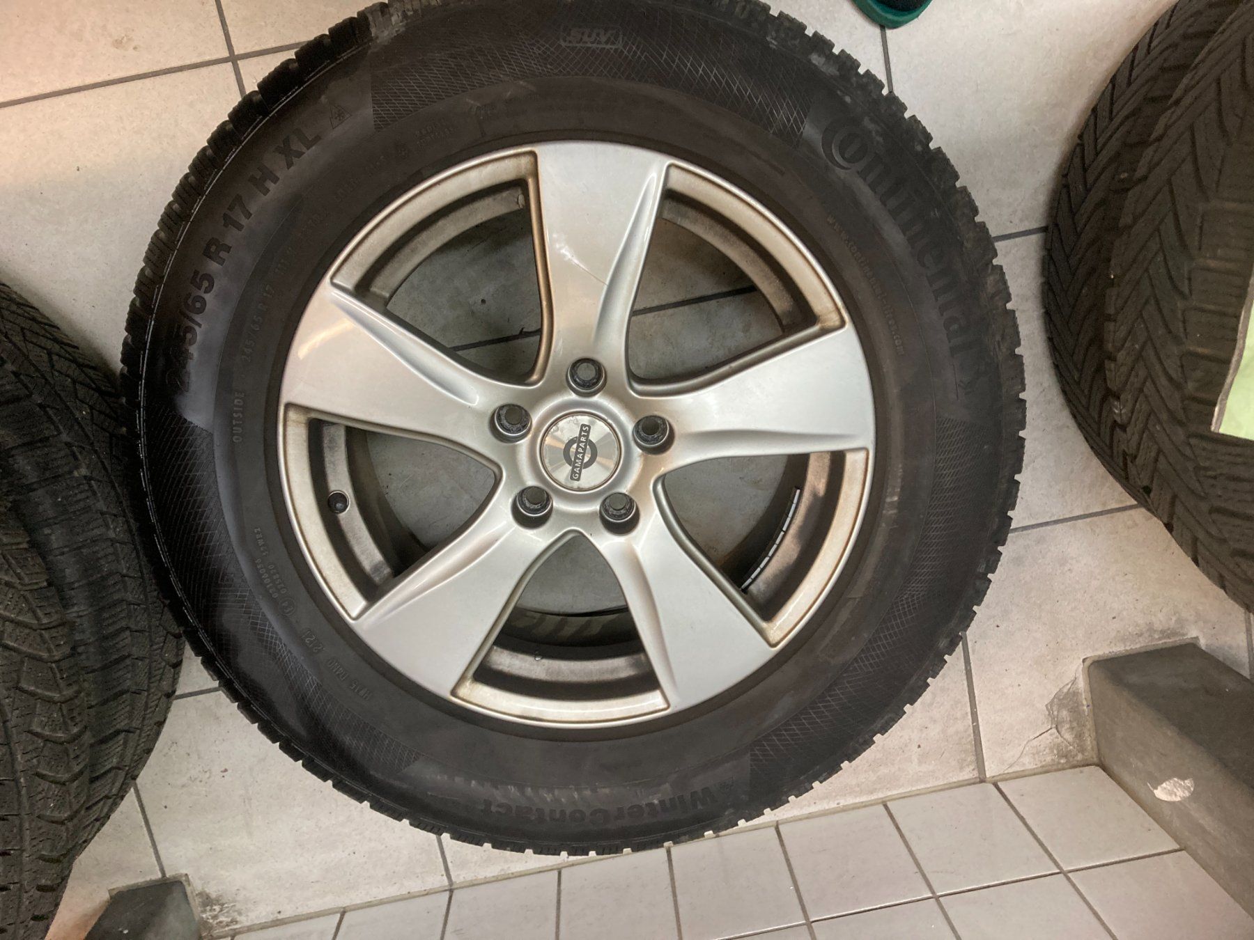 Pneumatici & Ruote complete: VW Amarok Winterräder 245/65R17 – Usato da Cham venduto da WB2223 2