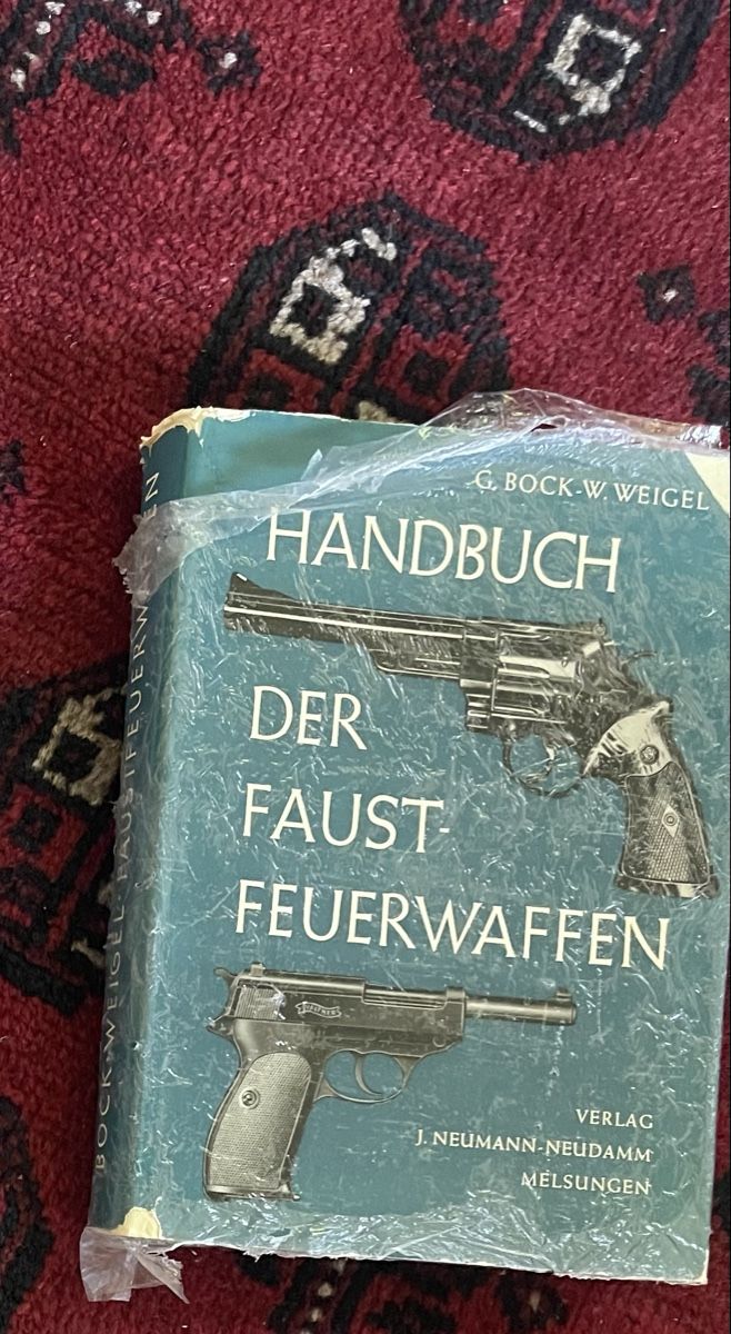 Libri: Handbuch der Faust-Feuerwaffen – Usato da Känerkinden venduto da Naebedra