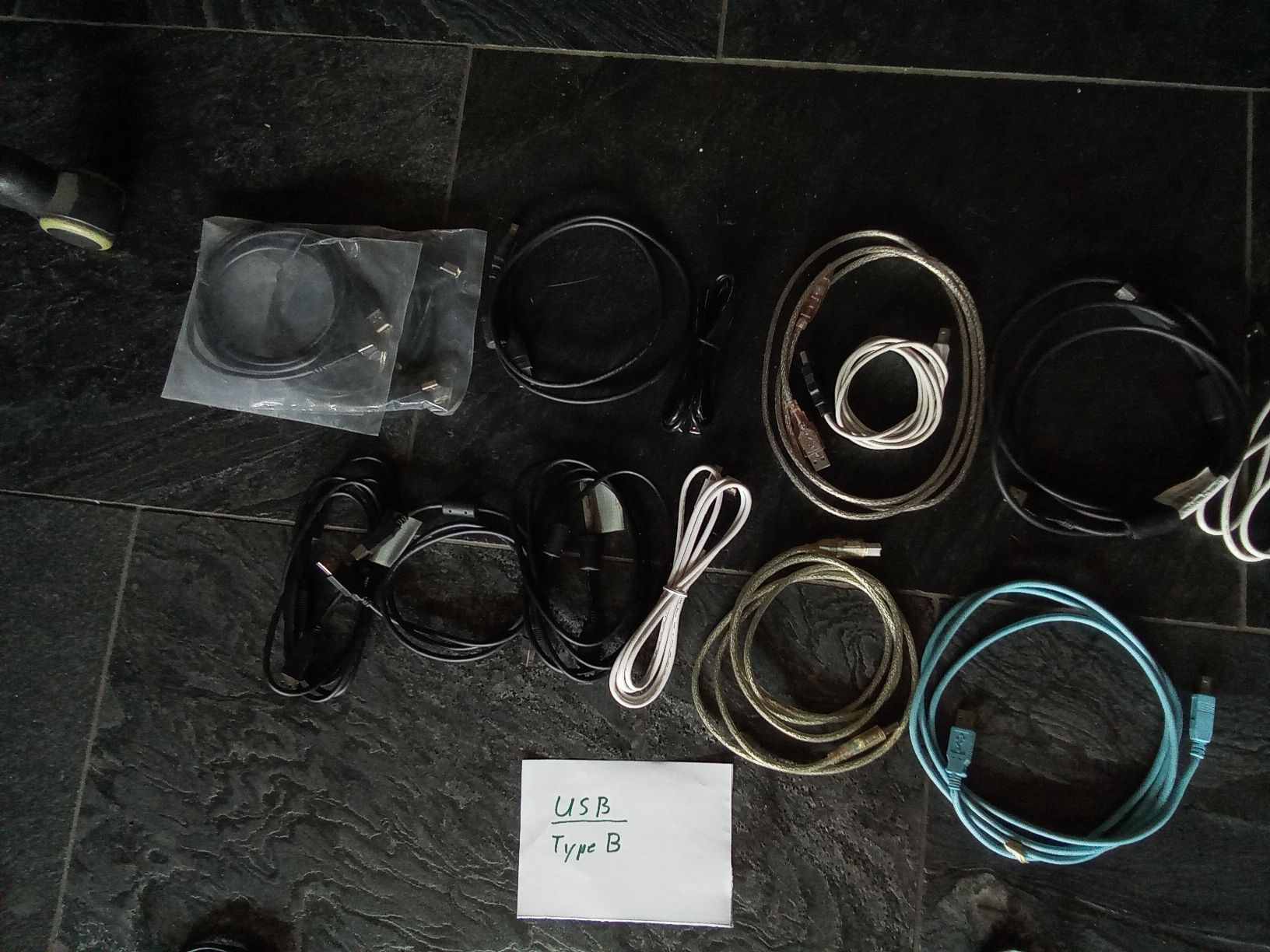 Kabel: viele USB Kabel Stecker und netzteile – Gebraucht aus Castione von Markus_Winter_Ticino 5