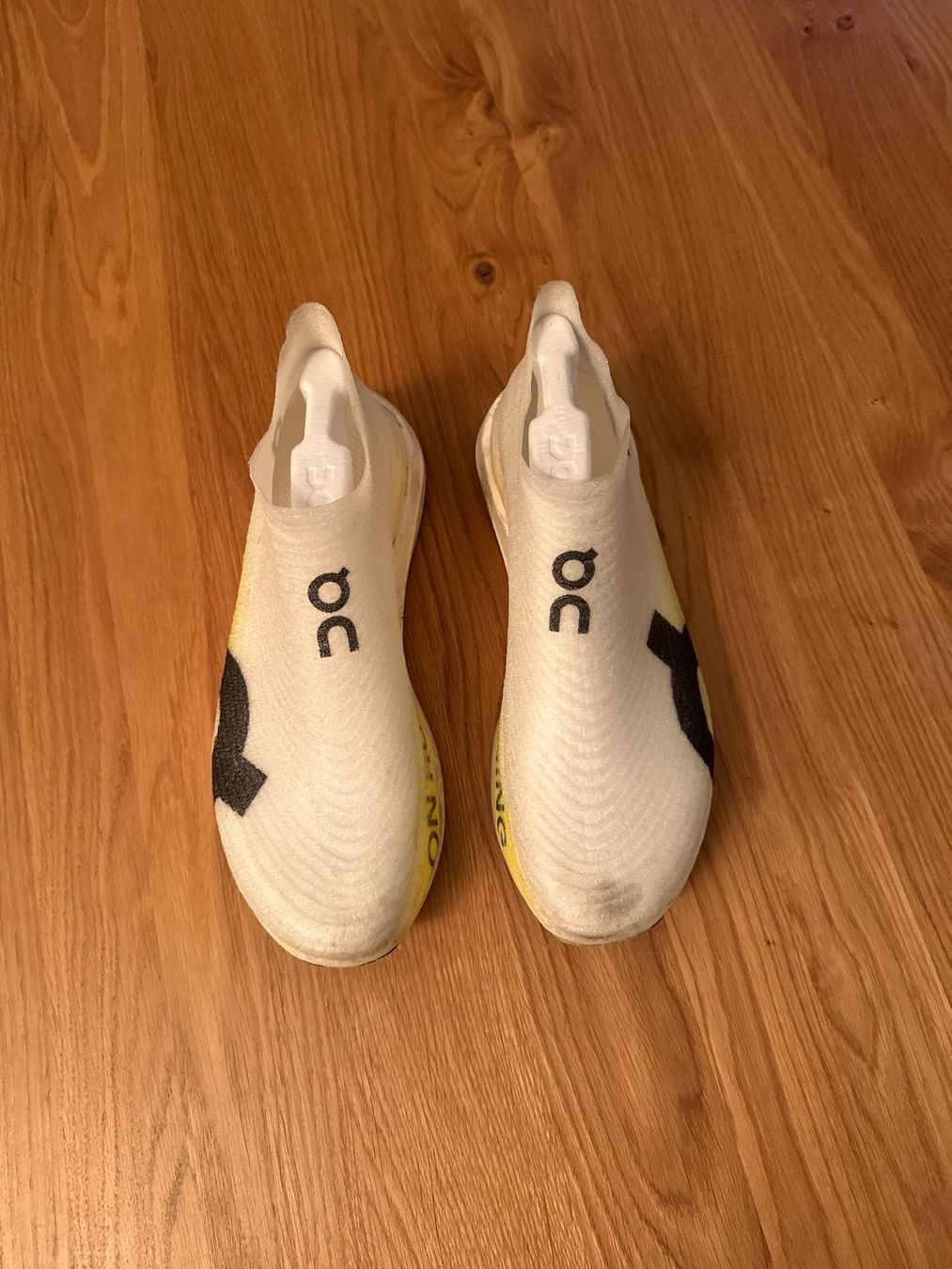 On Scarpe da uomo: LightSpray Cloudboom Strike On Running Shoe Race Day – Usato da Zürich venduto da fabstroem