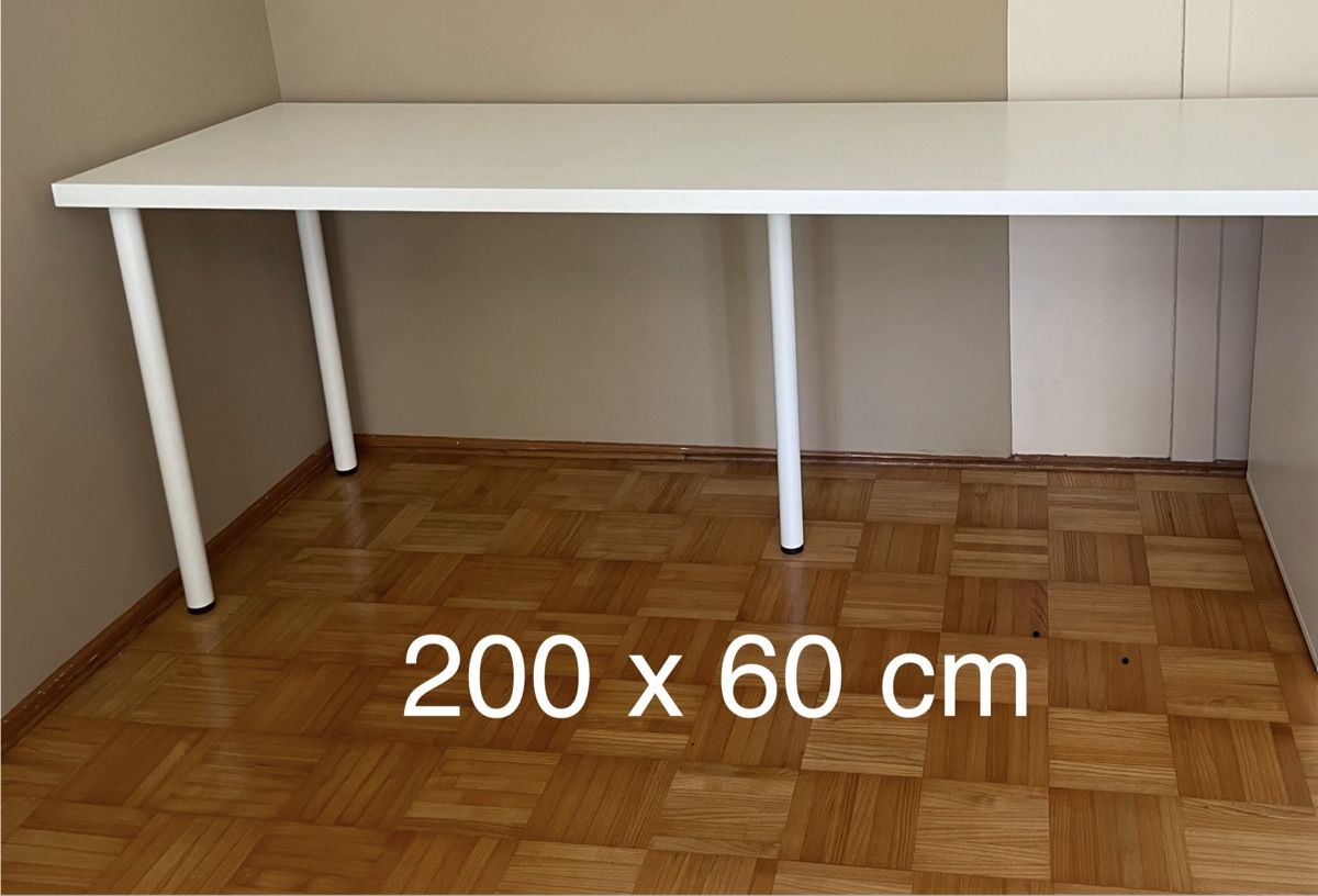 Ikea Scrivanie: Plateau bureau + 3 pieds offerts – Usato da Sonceboz-Sombeval venduto da sabrina27