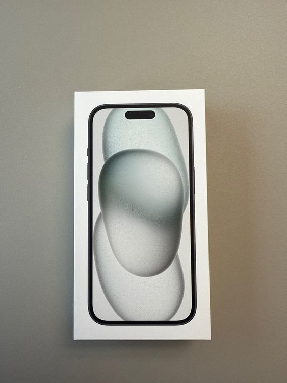 NEU - iPhone 15 128 GB Schwarz (Neu und originalverpackt) in