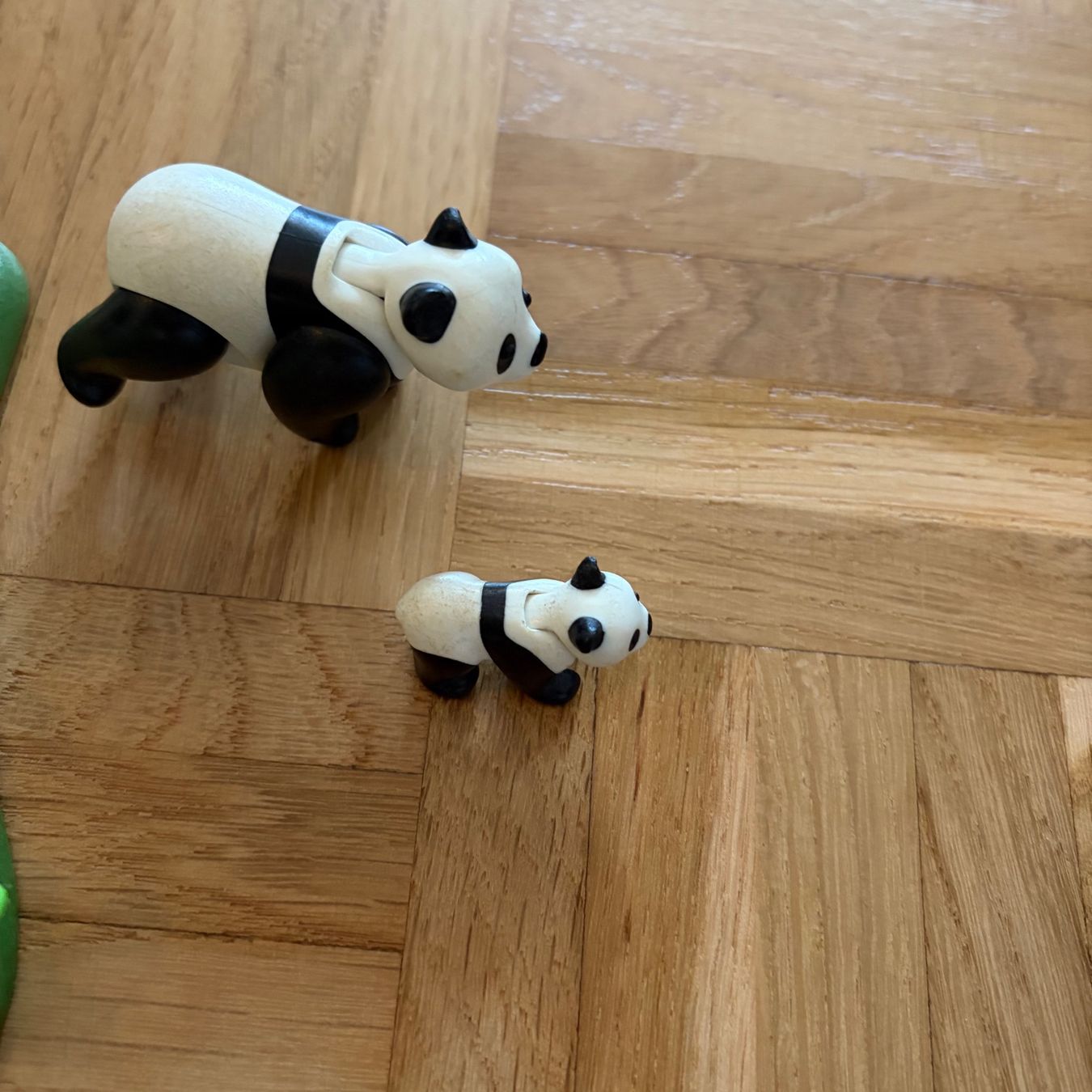 Playmobil Spielzeuge: Panda mit Baby und Junge – Gebraucht aus Gossau ZH von Daniela710 2