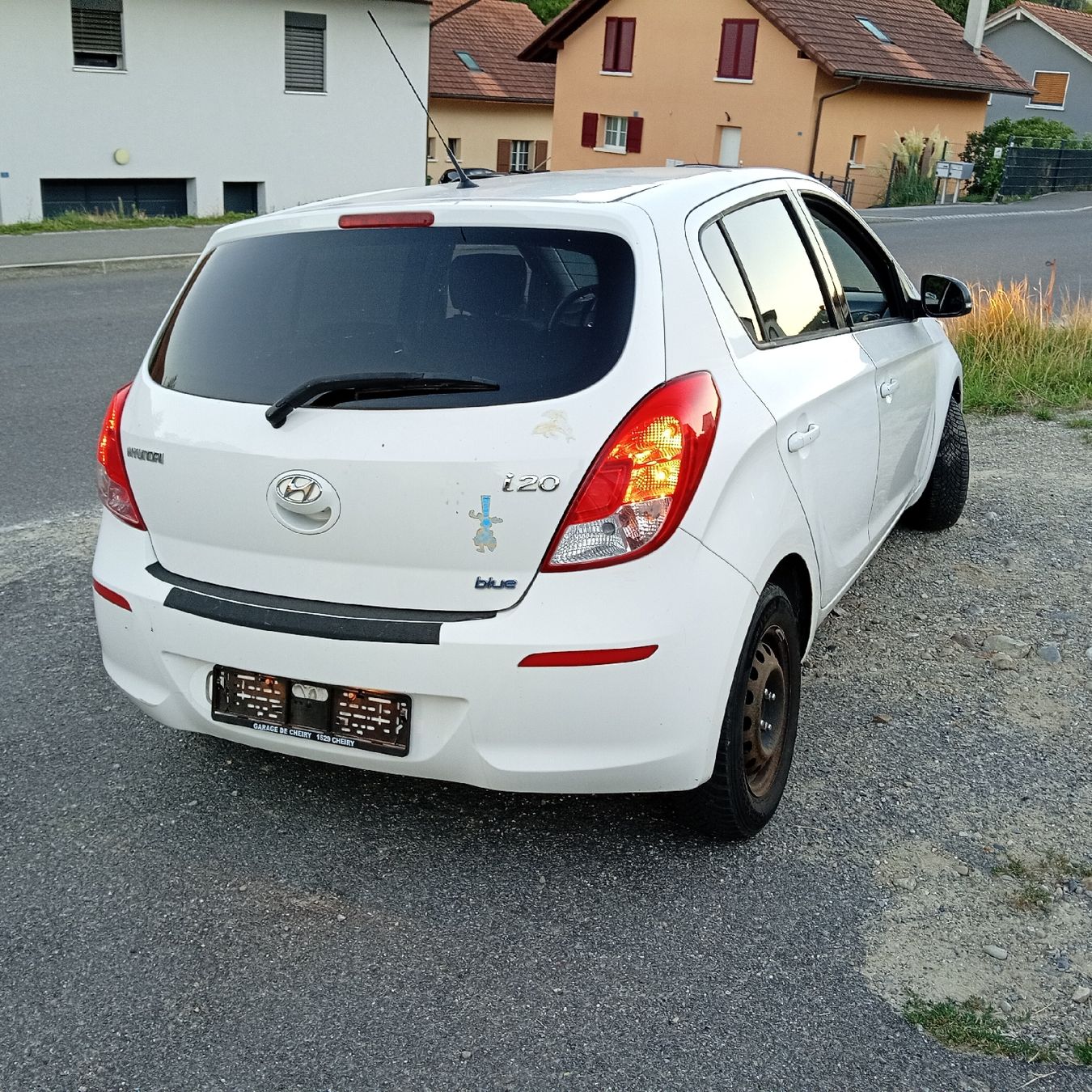 Autos: HYUNDAI i20 1.2 – Gebraucht aus Bern von exp_hm5r 4