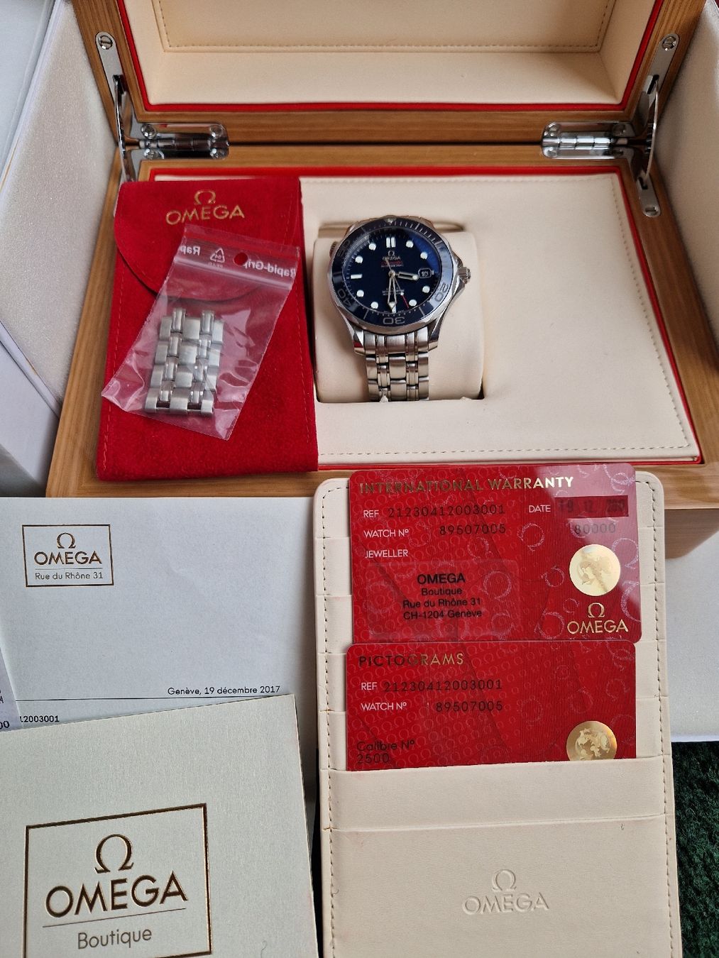 Omega Uhren: Omega Seamaster Professional Automatic 300M cadran Blue  – Gebraucht aus Grand-Lancy von Swiss-vintage1974 6