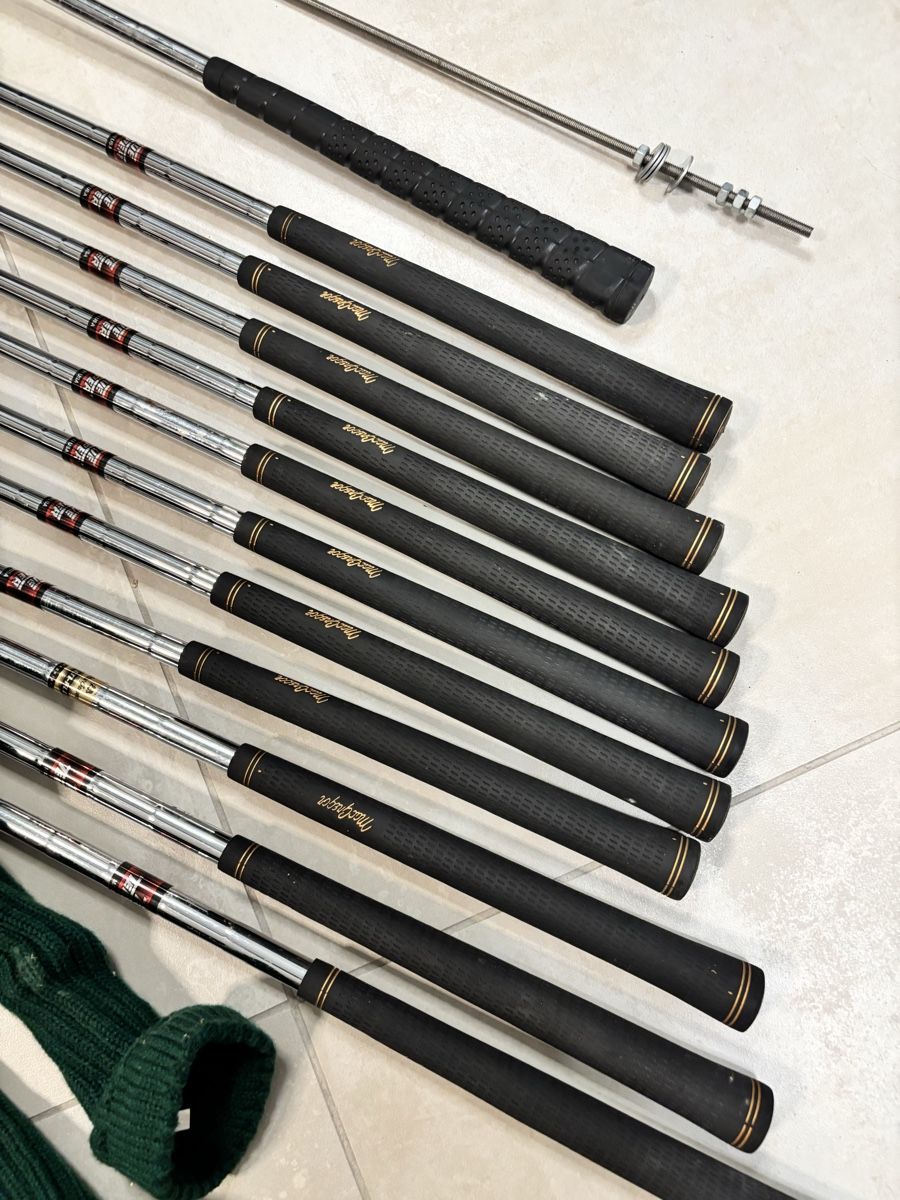 Mazze & Set: Ensemble de clubs de golf MacGregor - Complet! – Usato da Chéserex venduto da Ramp0n 4