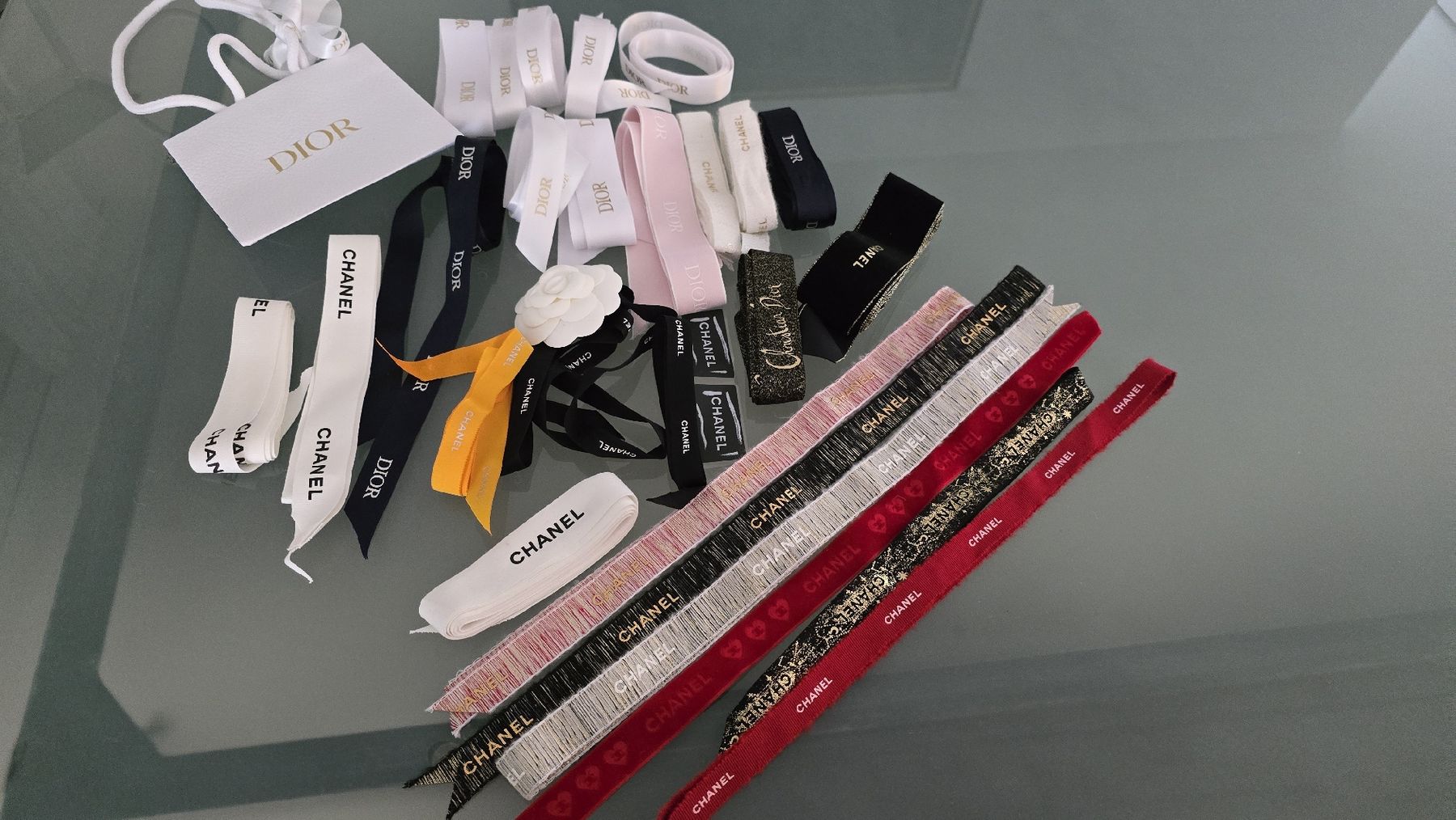 Nastri decorativi: Dior,Chanel Bänder -Tüte – Usato da wallisellen venduto da funkelsternchen5