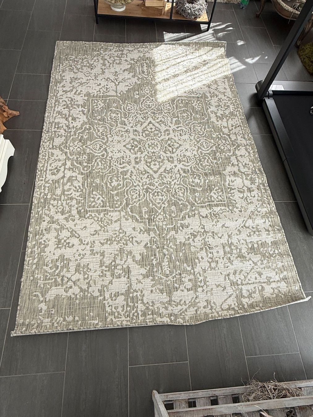 Tappeti: Outdoor Teppich 160 x 245 cm, Neu – Nuovo (secondo la descrizione) da Wolfwil venduto da Levjus06