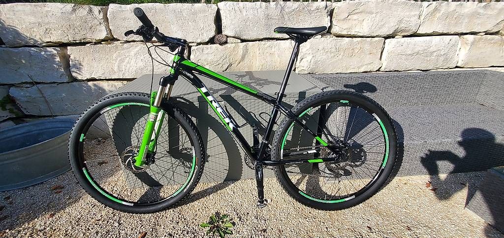 Velos: Trek X-Caliber 9 – Gebraucht aus Sonceboz-Sombeval von Kayia