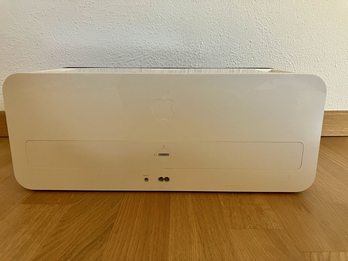 Apple Casse acustiche: Apple iPod Hi-Fi Lautsprecher – Usato da Zürich venduto da Wooha 1