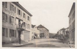 Travers   NE  et Hôtel HENCHOZ
