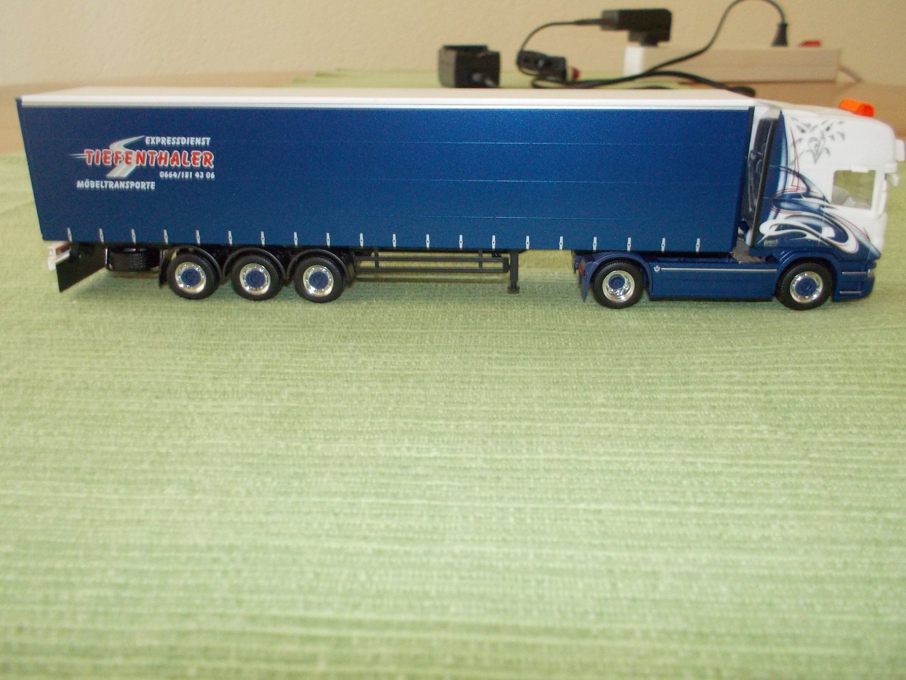 Scania Modellini d'auto: Scania V8 – Nuovo (secondo la descrizione) da Weinfelden venduto da Simalaia