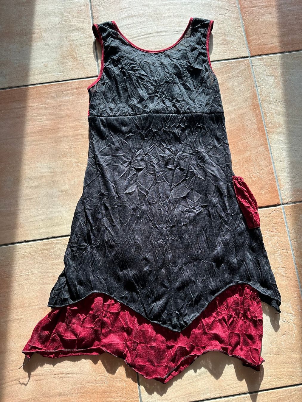 Kleider: Robe – Gebraucht aus La Chaux-de-Fonds von brutus586 1