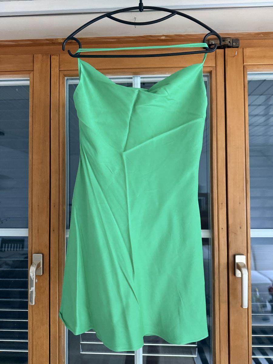 Zara Vestiti: Grünes Sommerkleid – Nuovo (secondo la descrizione) da Hölstein venduto da leoritav