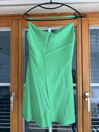 Grünes Sommerkleid