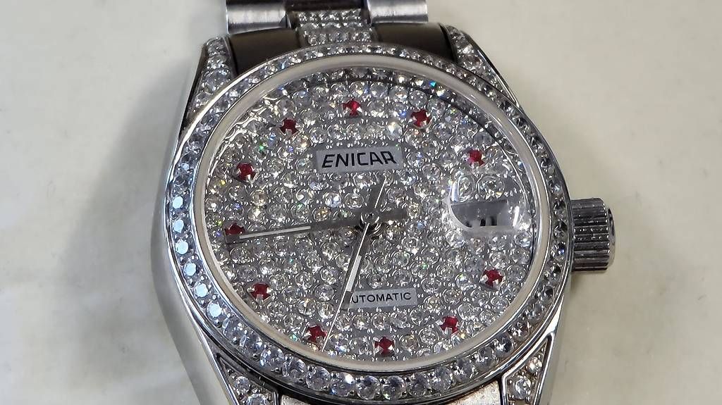 Uhren: ENICAR Date Automatic Lady 778.50.40 – Gebraucht aus Hünenberg von Rzirkon
