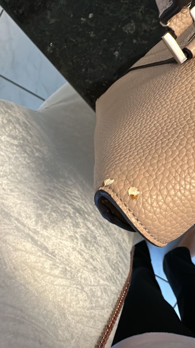 Guess Taschen für Damen: Guess Tasche – Gebraucht aus Oberentfelden von ulli03 4