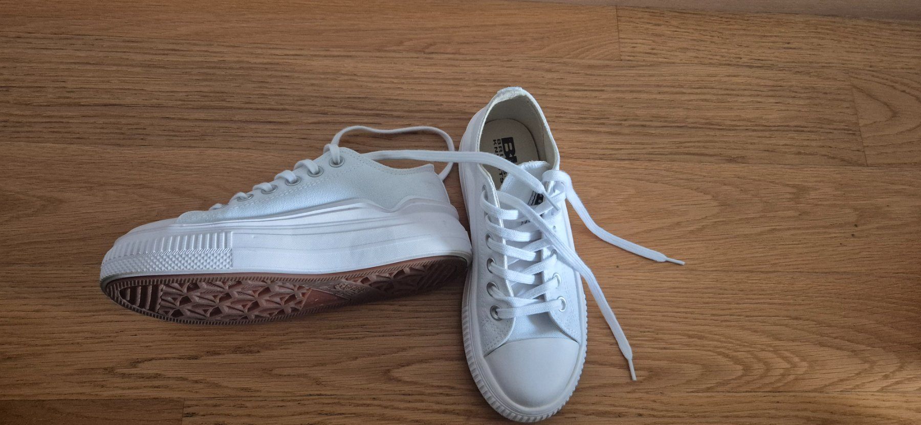 Scarpe da donna: Baskets British Knights – Usato da Lausanne venduto da malimar3 3