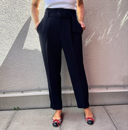 Mango Hose Grösse S dunkelblau mit GUrtel neuwertig