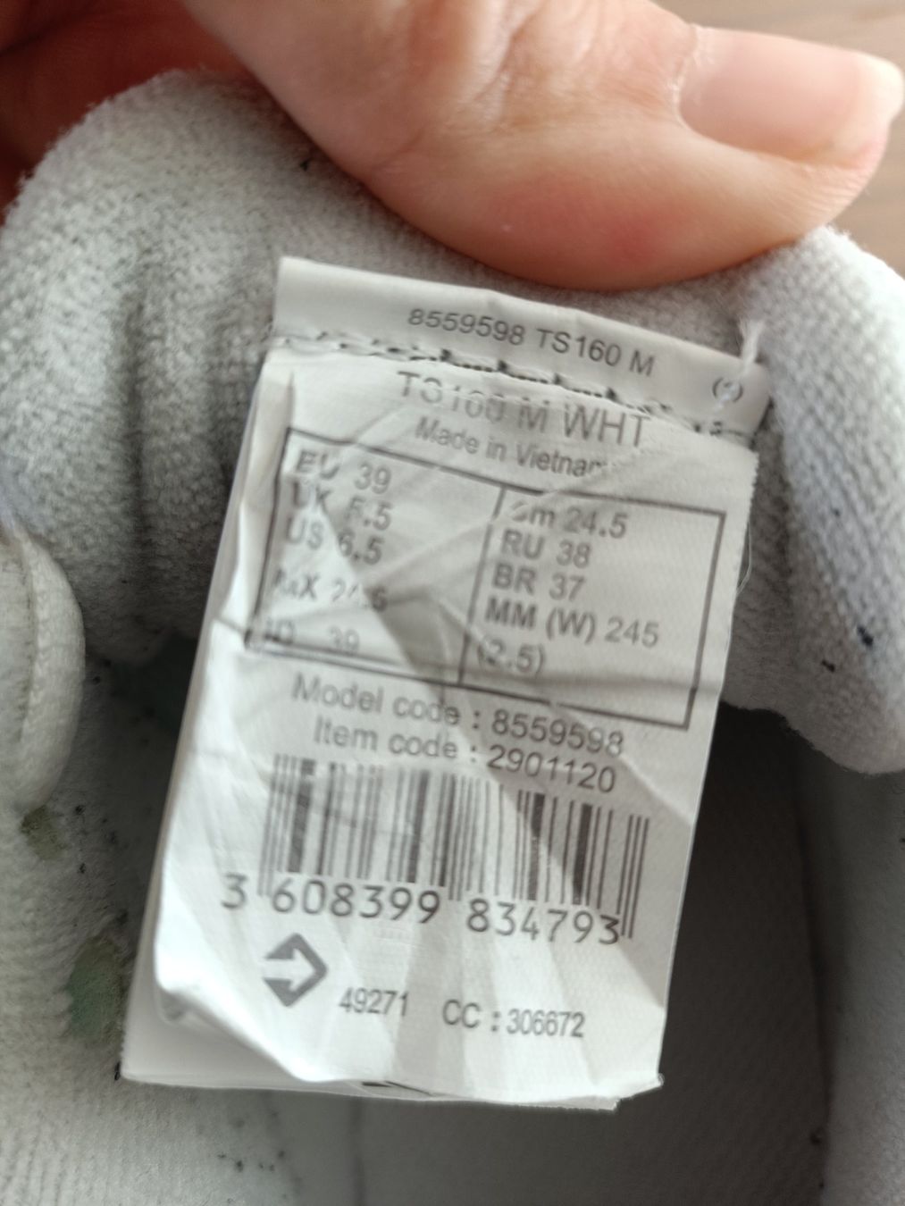 Decathlon Scarpe da uomo: Chaussure de tennis Artengo - 39 – Usato da Gland venduto da Gelerio 4