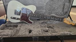 Fender American Ultra Telecaster®  Arctic Pearl - wie neu
