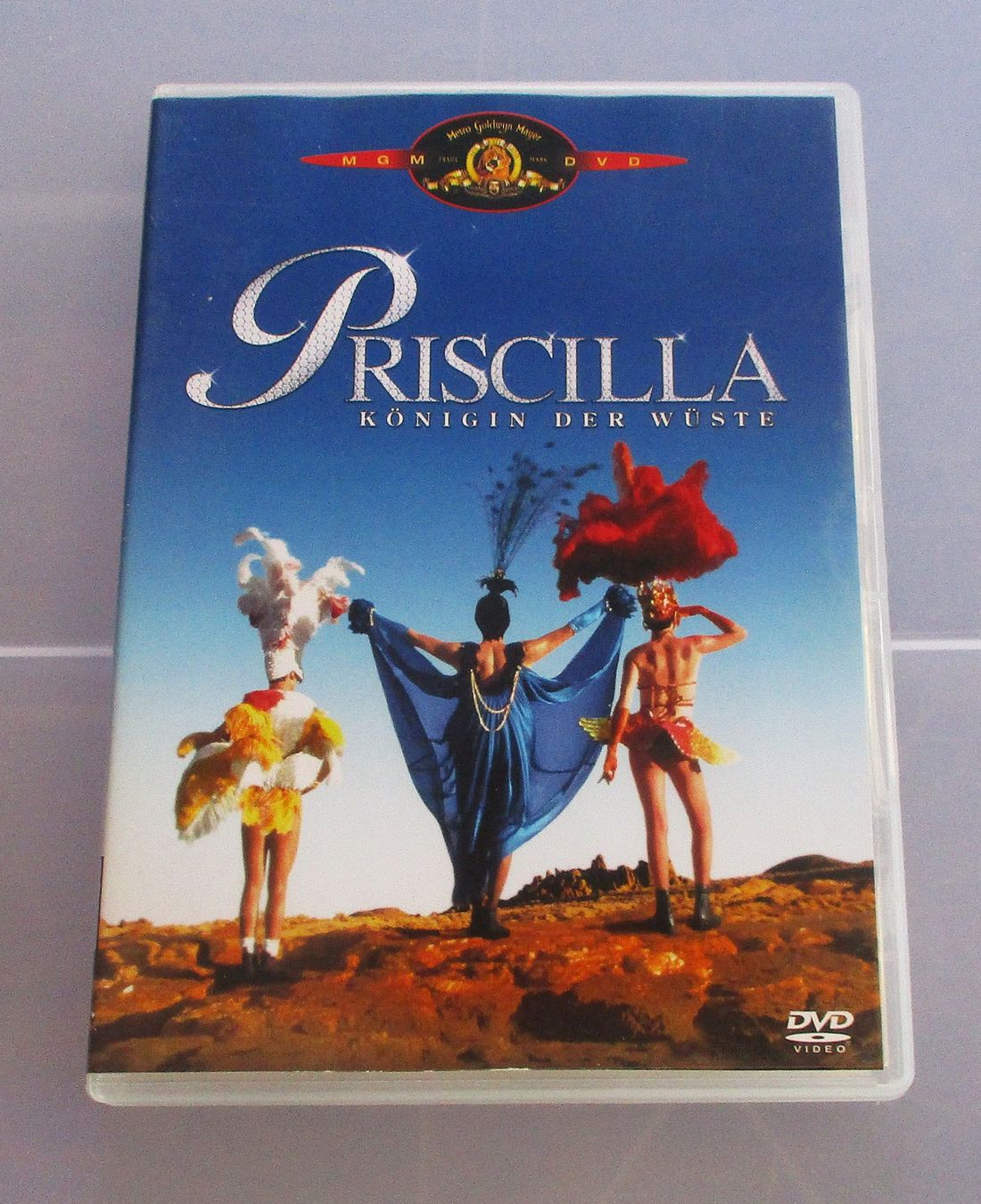 Alle DVDs: PRISCILLA KÖNIGIN DER WÜSTE - Terrence Stamp/Guy Pearce – Gebraucht aus Wattwil von Muriel10